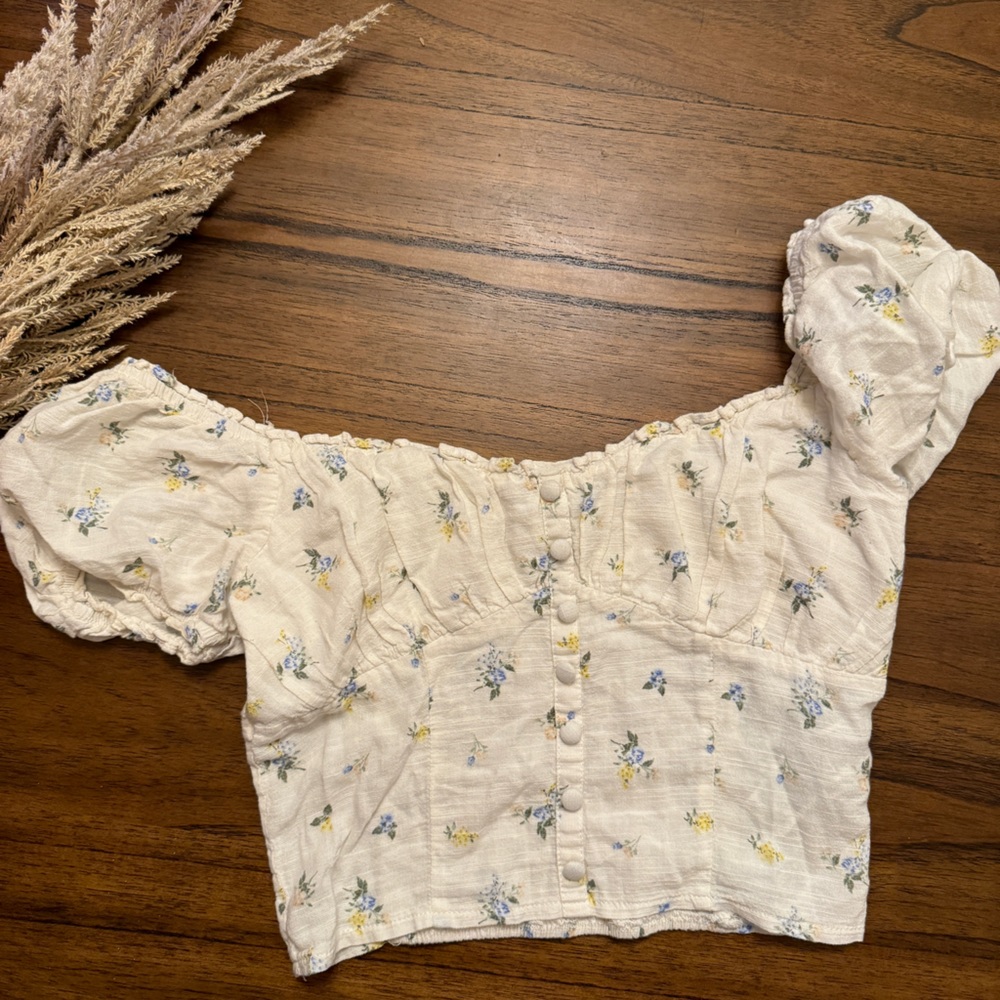 Floral crop top